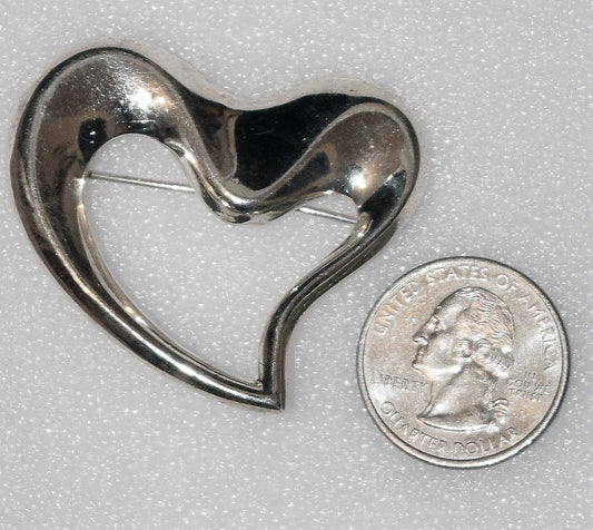 Win her heart - a heart for a heart!