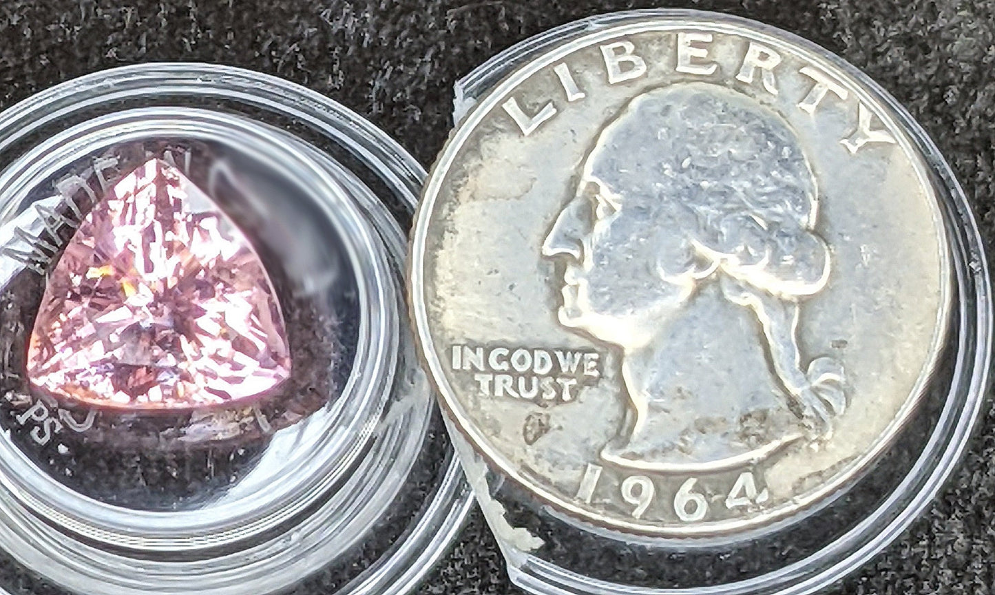 ATTENTION! Lovers of PINK! A GORGEOUS, nearly 5 carat bubble-gum pink Tourmaline!