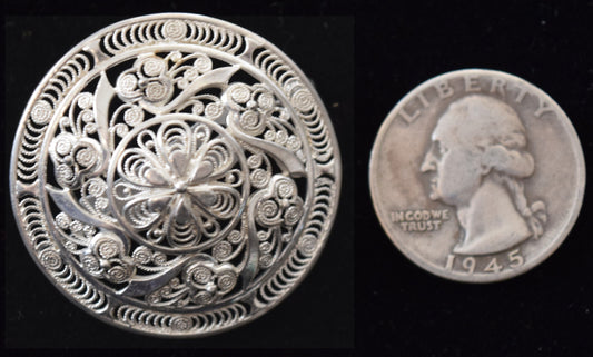 Vintage, delicate, filigreed, sterling silver pin