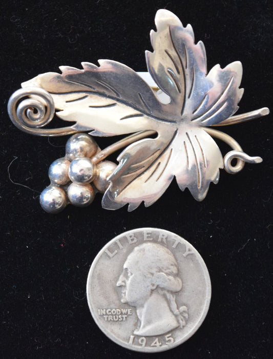 1970s sterling silver grape leaf with grapes vintage pin