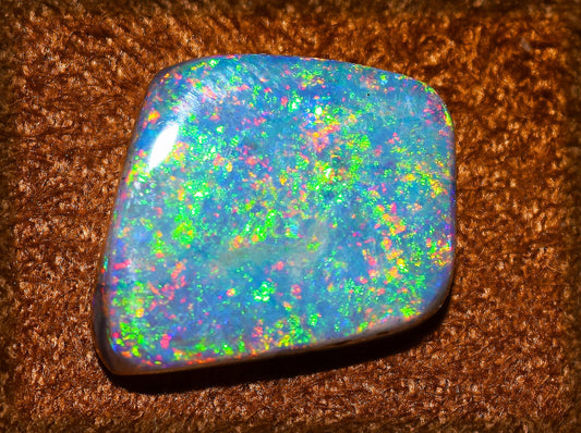 Knock your eyes out beautiful! One of the most beautiful Opals you will ever see! 5.38 carats of WOW!